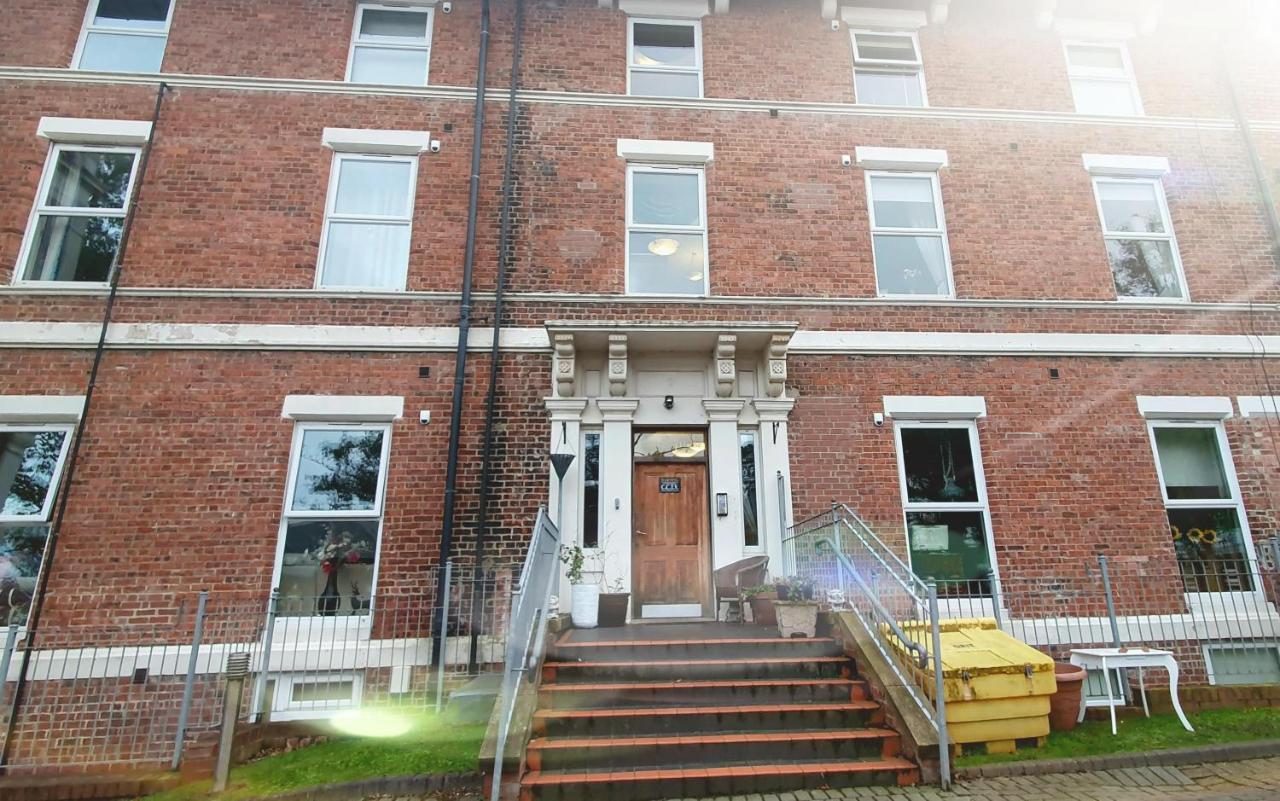 Luxury Spacious 2 Bed Apartment Free Ample Parking Sunderland  Exterior foto